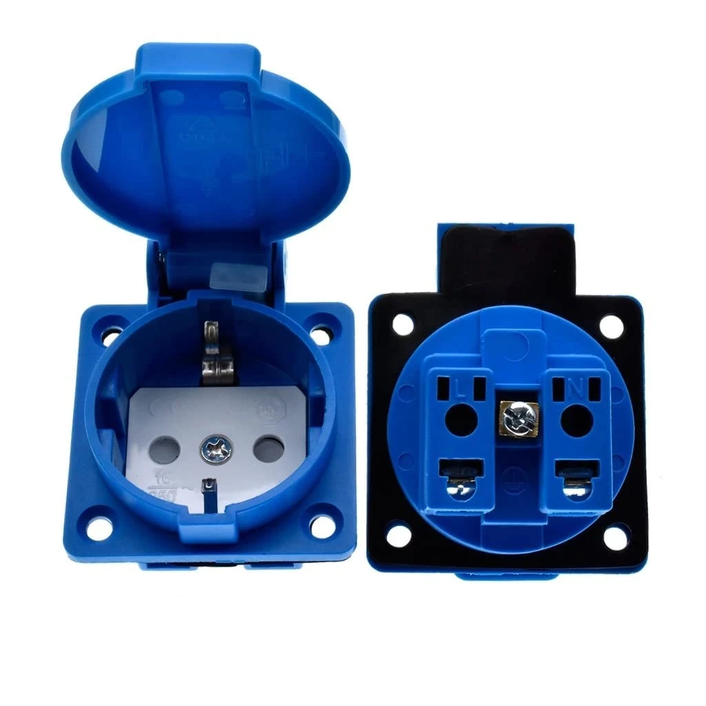 Smart Sense Waterproof Socket – Reliable Outdoor Industrial Socket for Safe Power Connections